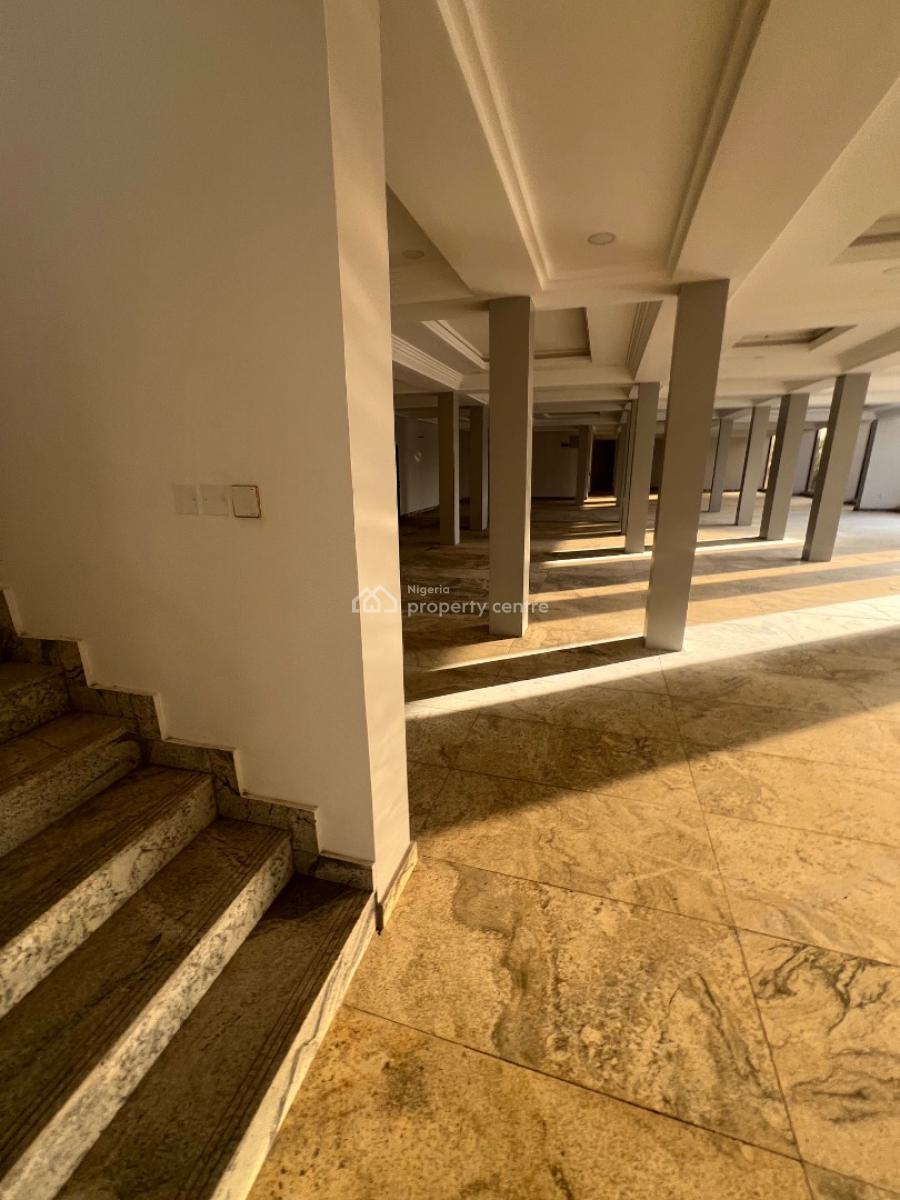 Commercial Plaza Wuse 2, Directly Opposite Burger King, Wuse 2, Abuja, Plaza / Complex / Mall for Sale