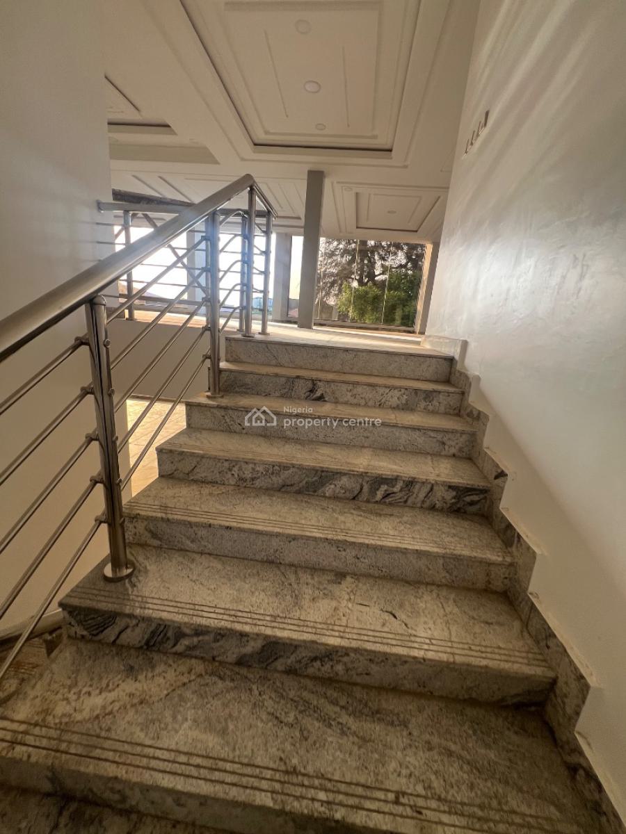 Commercial Plaza Wuse 2, Directly Opposite Burger King, Wuse 2, Abuja, Plaza / Complex / Mall for Sale