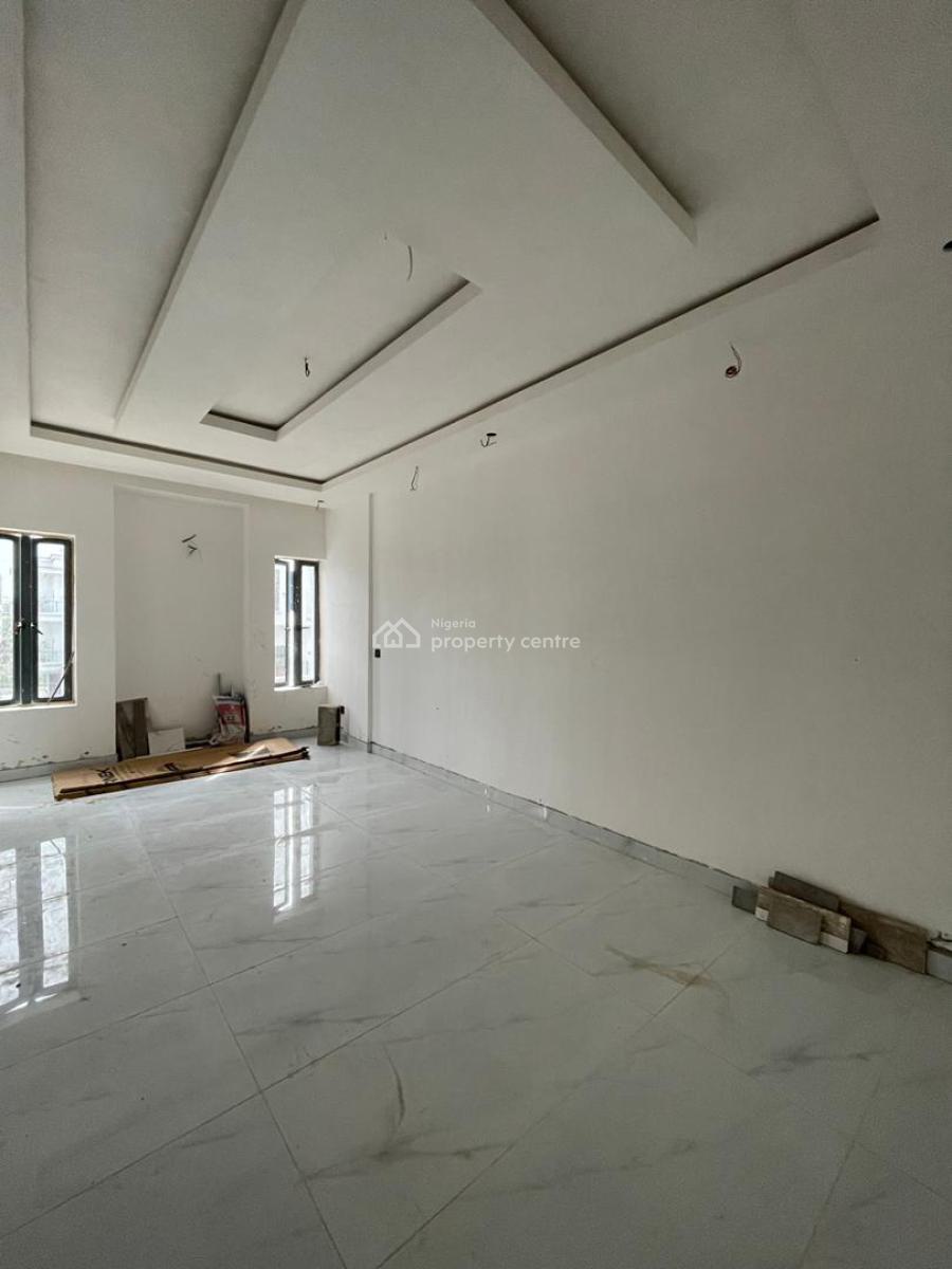 Standard 2 Bedroom Apartment  with Gym, Pool and Elevator, Lekki Phase 1, Lekki, Lagos, Flat / Apartment for Sale