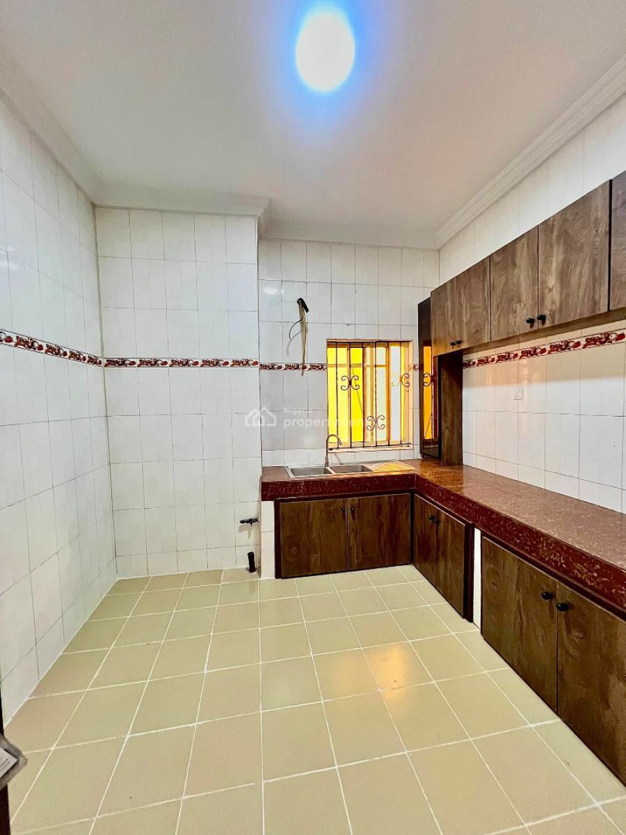 Spacious 2-bedroom Apartment in a Gated Estate, Oniru, Victoria Island (vi), Lagos, Flat / Apartment for Rent