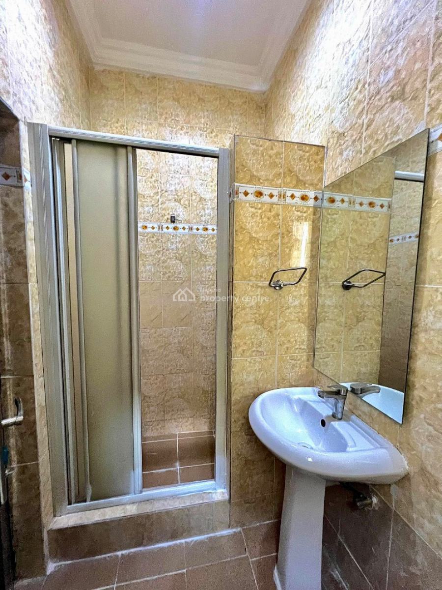 Spacious 2-bedroom Apartment in a Gated Estate, Oniru, Victoria Island (vi), Lagos, Flat / Apartment for Rent