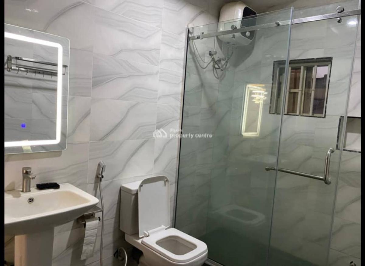 Spacious 1 Bedroom Apartment, Maitama District, Abuja, Flat / Apartment for Rent