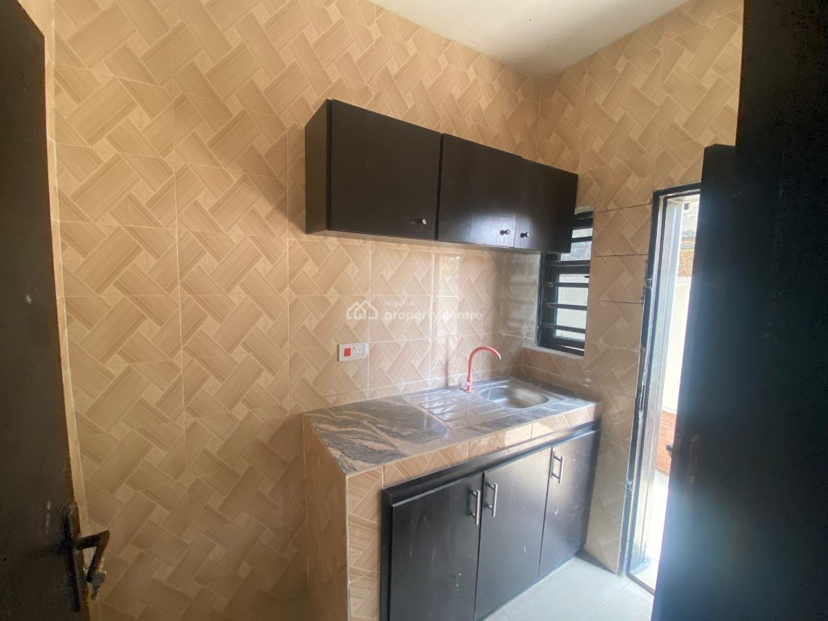 Brand New. 2 Bedroom Flat, Ibeshe, Ikorodu, Lagos, Flat / Apartment for Rent