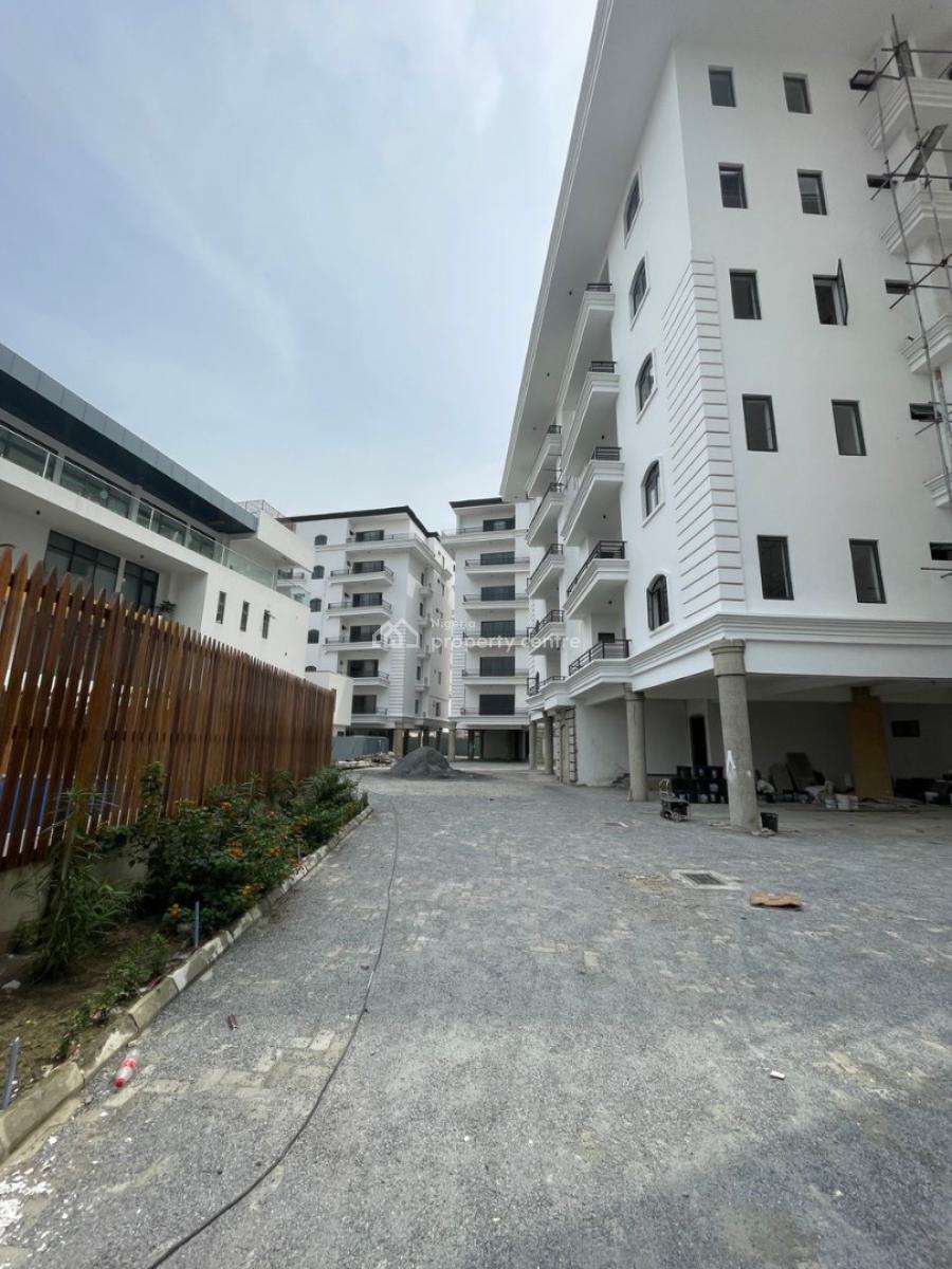 Aesthetically Pleasing 3 Bedroom Penthouse with Swimming Pool, Lekki Phase 1, Lekki, Lagos, House for Sale