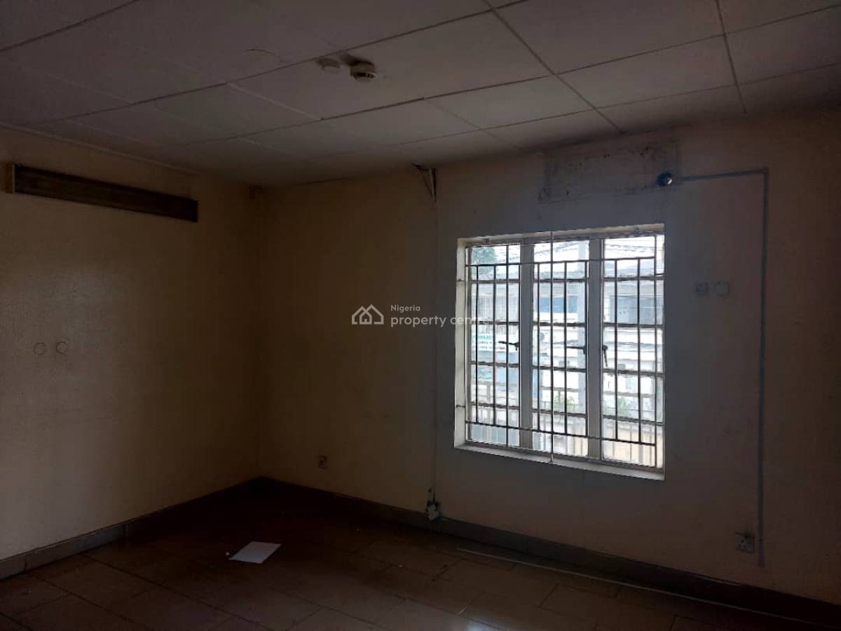 2 Wings of 4 Bedroom Detached Houses, Secured Environment, Ilupeju, Lagos, Detached Duplex for Rent