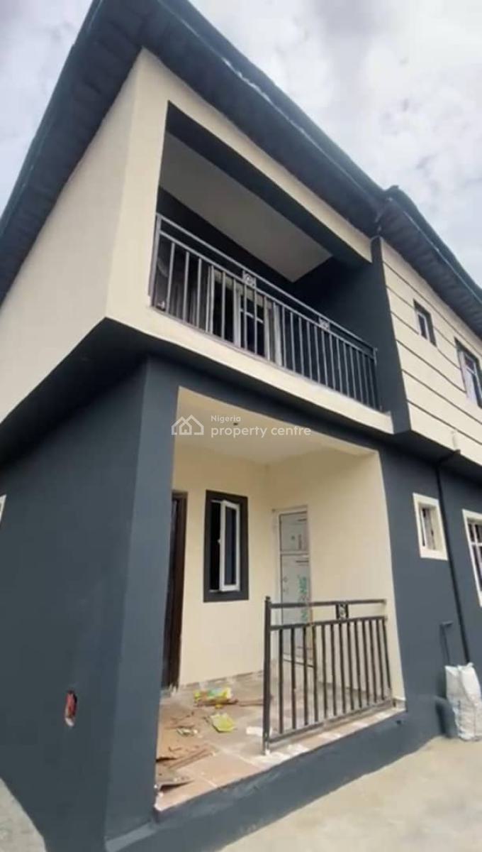 Lovely 2 Bedroom Flat, Off Nnobi Street, Kilo, Surulere, Lagos, Flat / Apartment for Rent