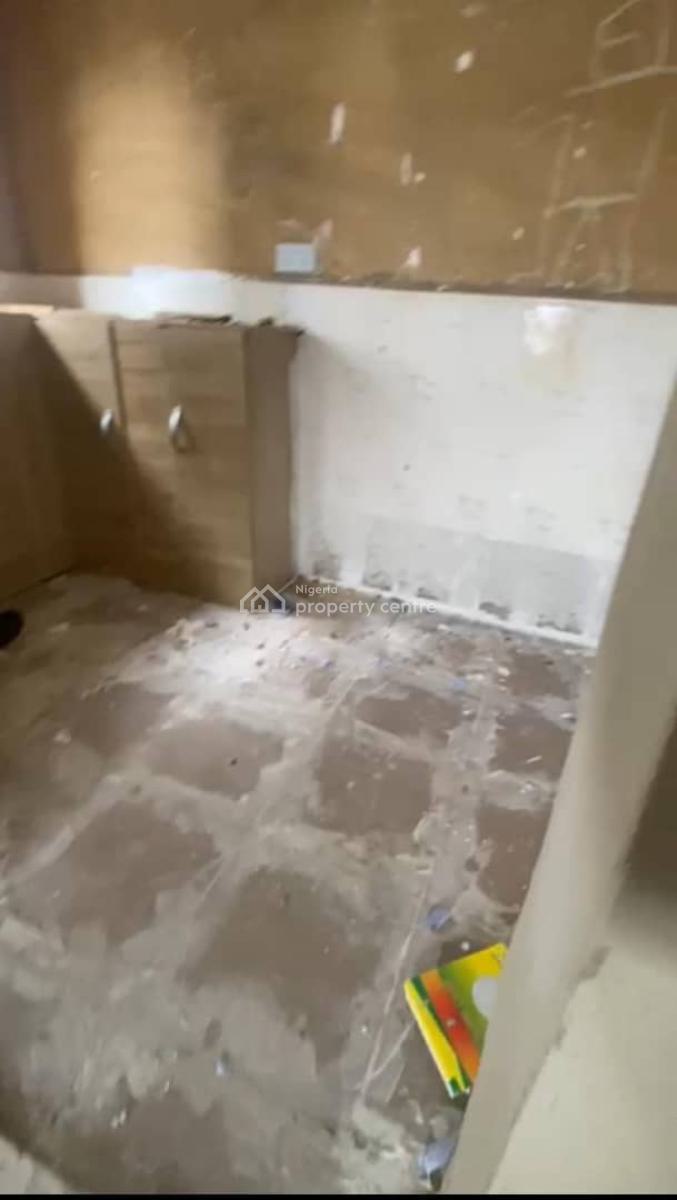 Lovely 2 Bedroom Flat, Off Nnobi Street, Kilo, Surulere, Lagos, Flat / Apartment for Rent