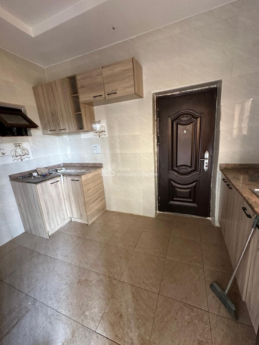 Well Finished 2 Bedroom Flat, Nnpc Estate, Life Camp, Abuja, Flat / Apartment for Rent