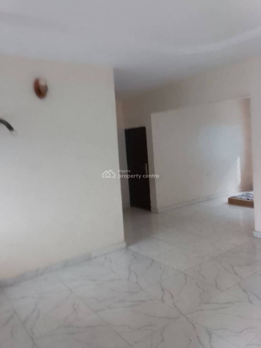 Clean and Spacious 3 Bedroom Flat, Mobil Road Ajah Ilaje., Lekki, Lagos, House for Rent
