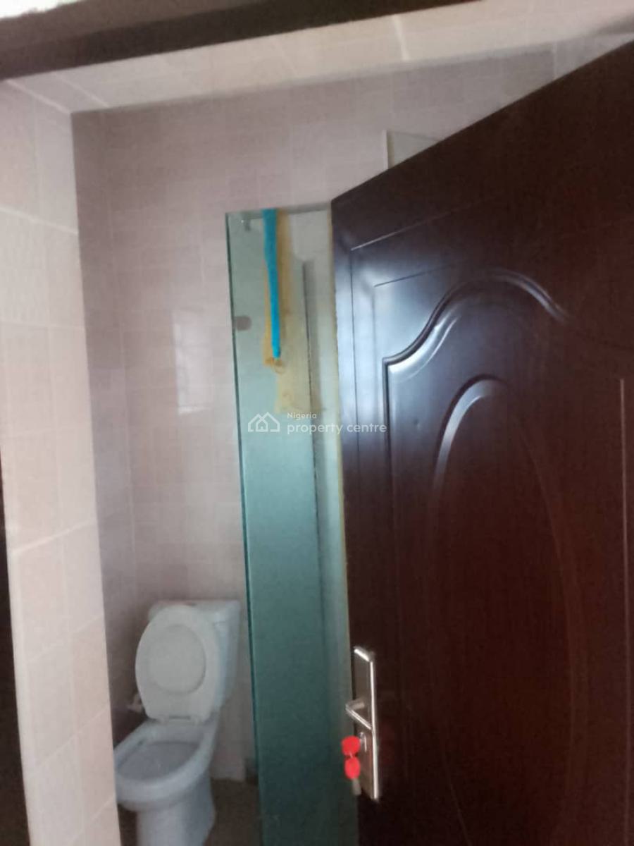 Clean and Spacious 3 Bedroom Flat, Mobil Road Ajah Ilaje., Lekki, Lagos, House for Rent