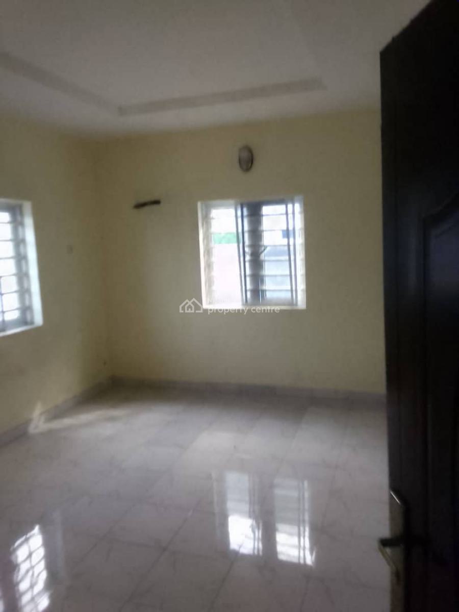 Clean and Spacious 3 Bedroom Flat, Mobil Road Ajah Ilaje., Lekki, Lagos, House for Rent