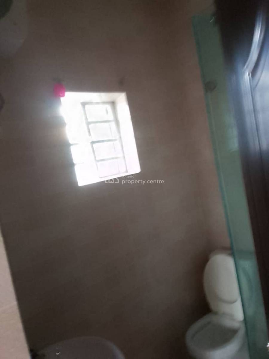 Clean and Spacious 3 Bedroom Flat, Mobil Road Ajah Ilaje., Lekki, Lagos, House for Rent