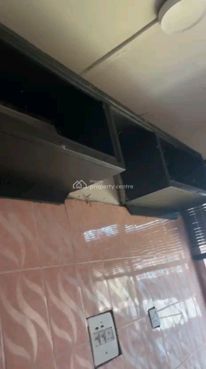 Standard and Executive Mini Flat, Alagomeji, Yaba, Lagos, Mini Flat (room and Parlour) for Rent