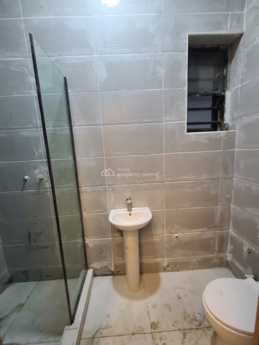 Beautiful Luxury 2 Bedroom +bq in a Btful Estate with 24 Hours Lt.., Lekki Peninsula Scheme 2 Estate,  Abraham Adesanya Ajah Lekki Lagos, Ajiwe, Ajah, Lagos, Terraced Duplex for Sale