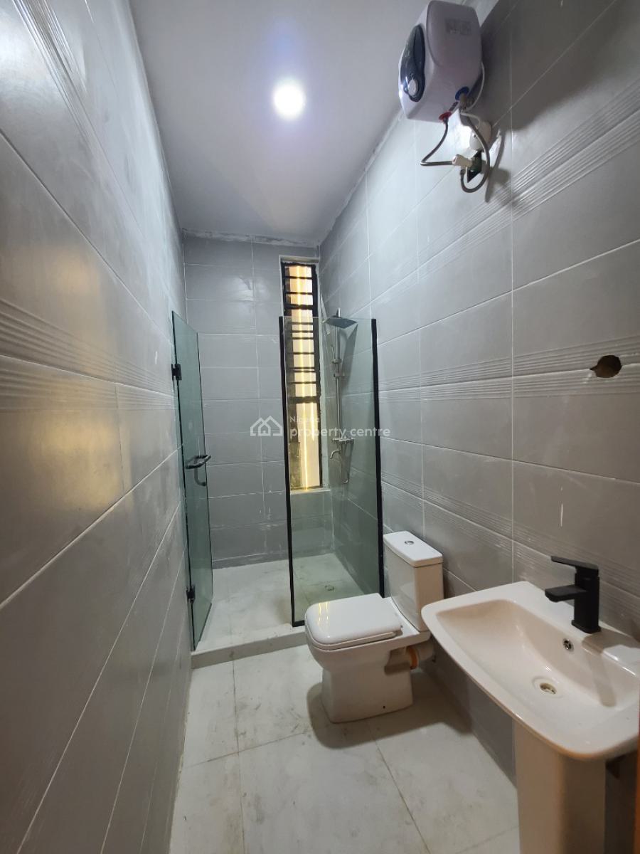 Beautiful Luxury 2 Bedroom +bq in a Btful Estate with 24 Hours Lt.., Lekki Peninsula Scheme 2 Estate,  Abraham Adesanya Ajah Lekki Lagos, Ajiwe, Ajah, Lagos, Terraced Duplex for Sale