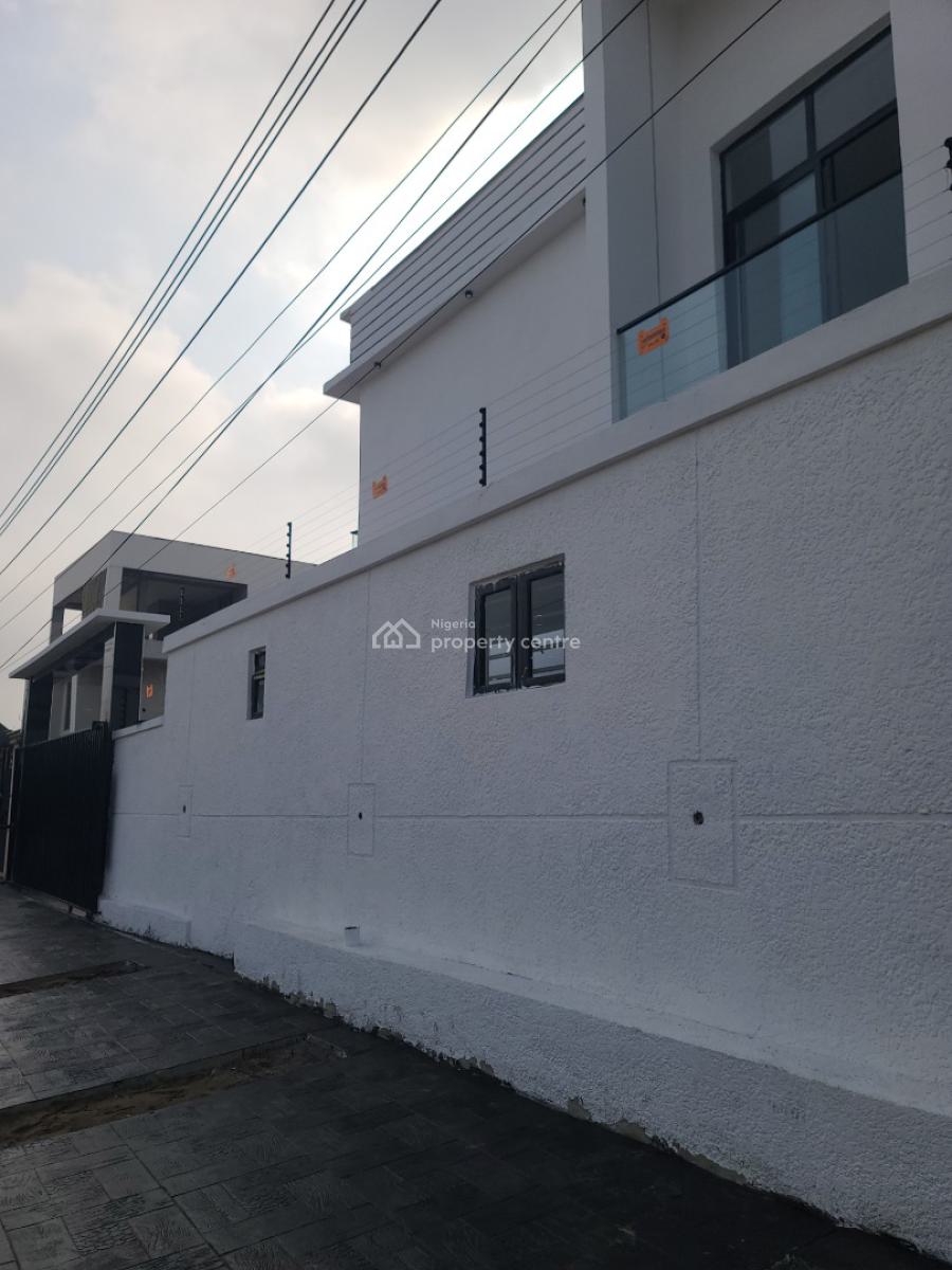 Beautiful Luxury 2 Bedroom +bq in a Btful Estate with 24 Hours Lt.., Lekki Peninsula Scheme 2 Estate,  Abraham Adesanya Ajah Lekki Lagos, Ajiwe, Ajah, Lagos, Terraced Duplex for Sale