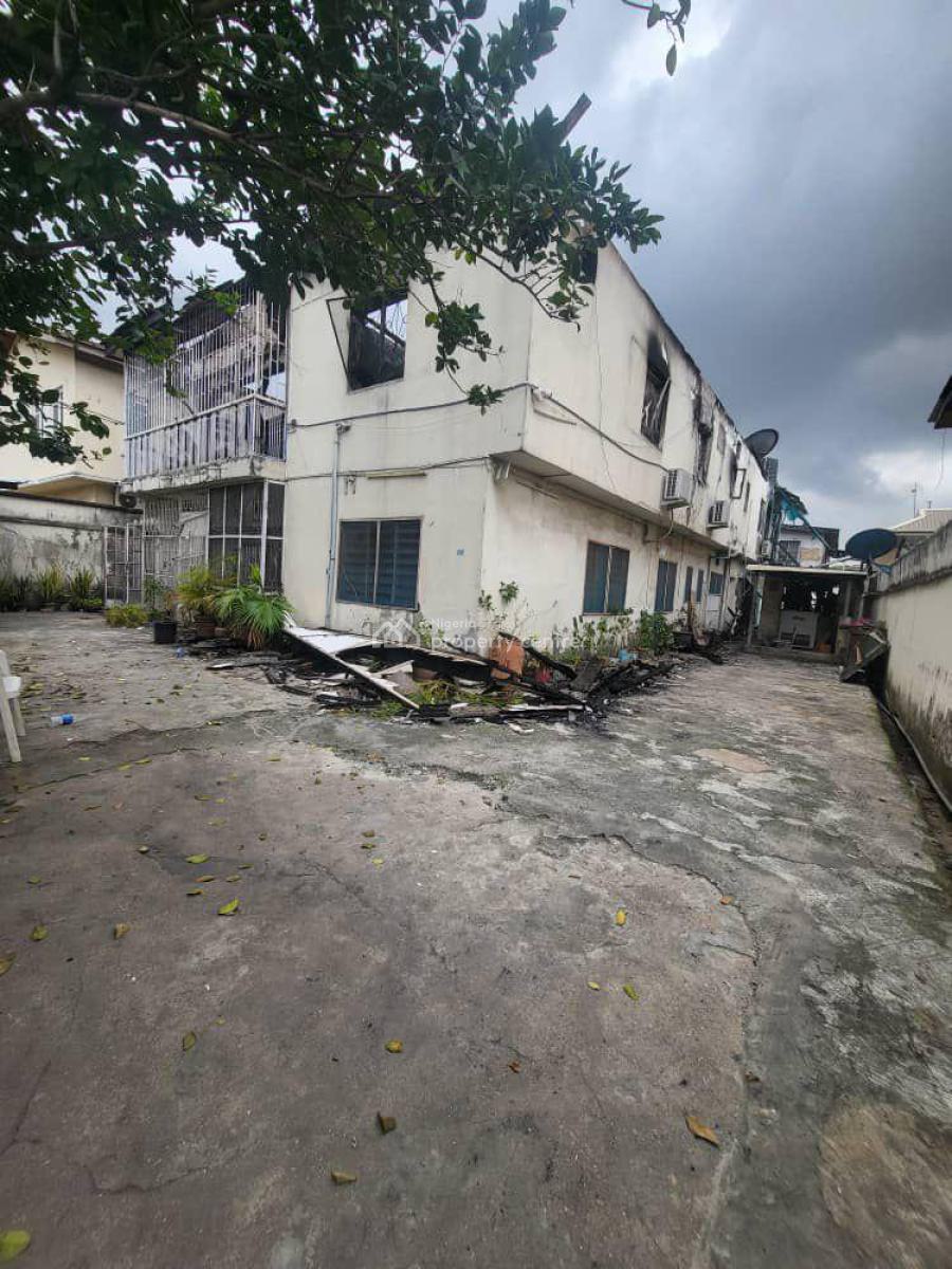 Property on Land Measuring 425sqm, Ilupeju Industrial Estate, Ilupeju, Lagos, Detached Duplex for Sale
