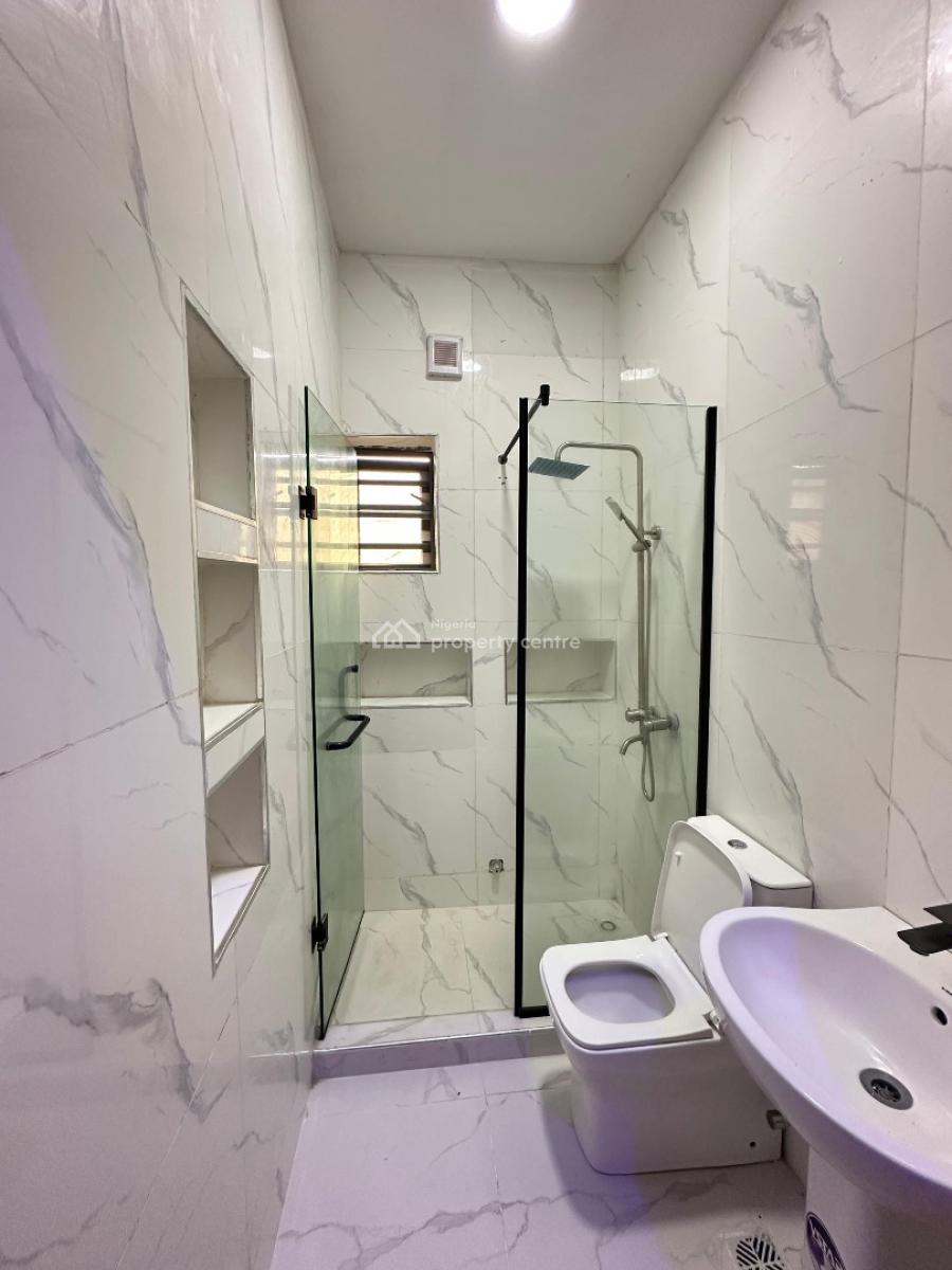 Spacious 5 Bedroom Detached Duplex with Bq and Rooftop Terrace, Chevron, Lekki, Lagos, Detached Duplex for Sale