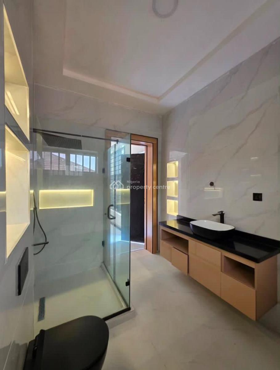 Spacious 5 Bedroom Detaced Duplex with Bq and Rooftop Terrace, Chevron, Lekki, Lagos, Detached Duplex for Sale