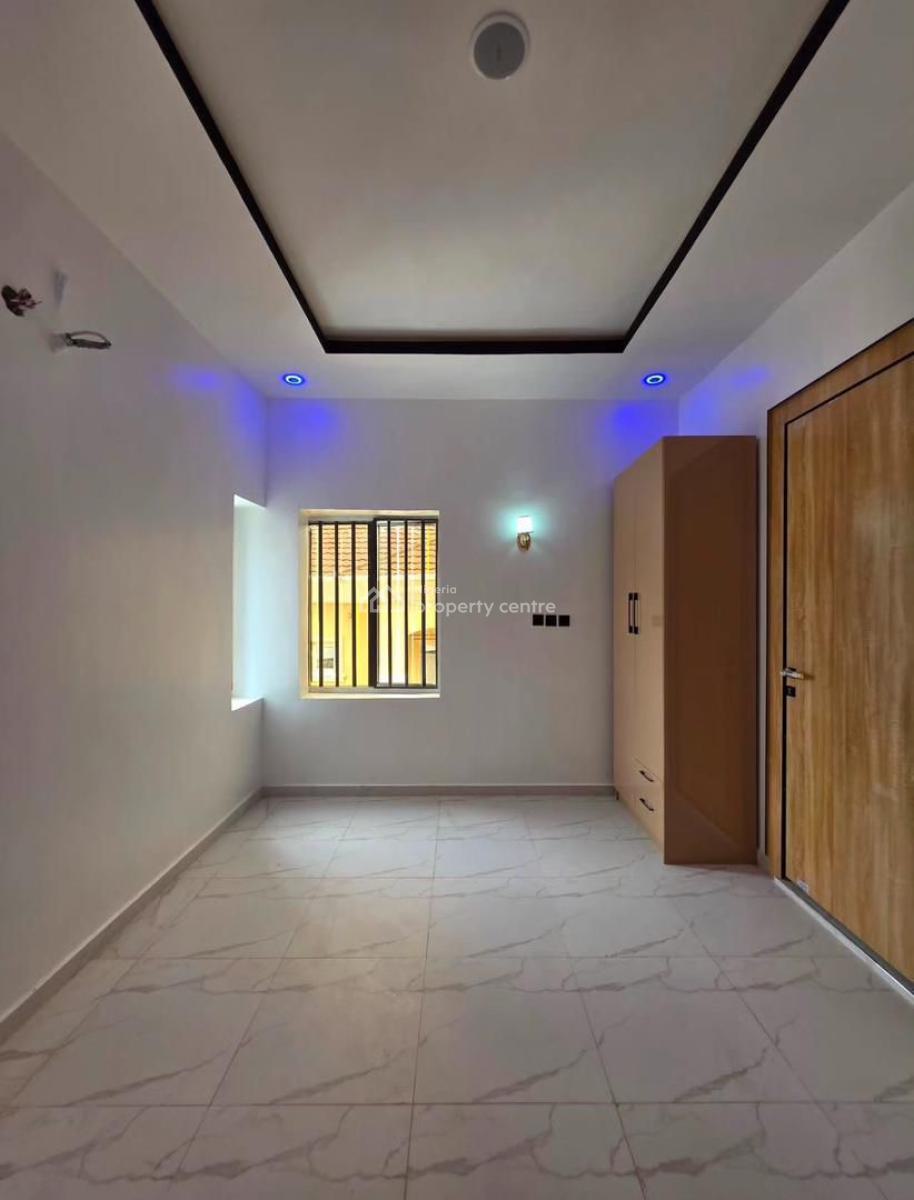 Spacious 5 Bedroom Detaced Duplex with Bq and Rooftop Terrace, Chevron, Lekki, Lagos, Detached Duplex for Sale