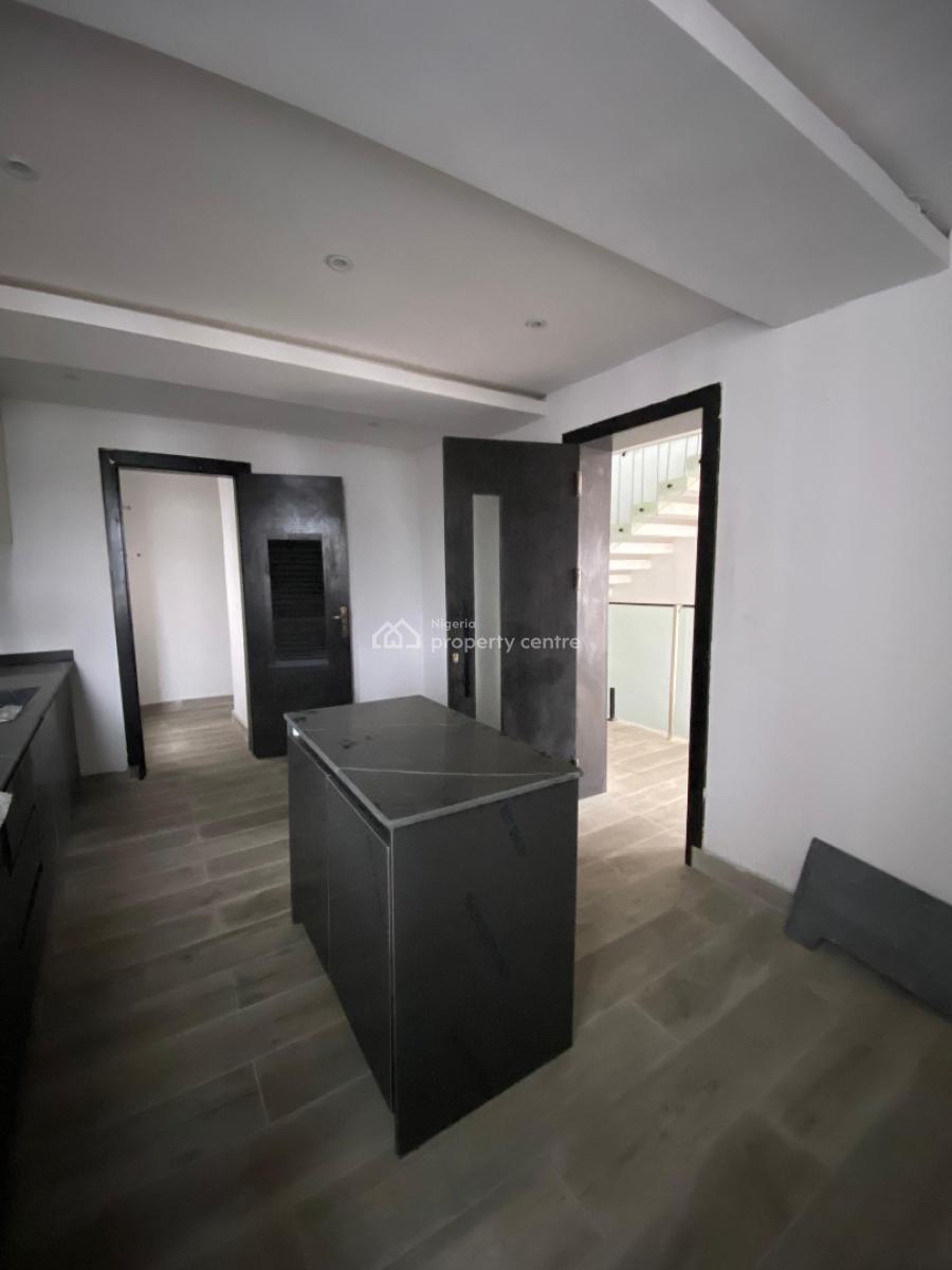 Exquisitely Built 4 Bedroom Fully Detached Duplex with Bq, Chevron, Lekki, Lagos, Detached Duplex for Sale