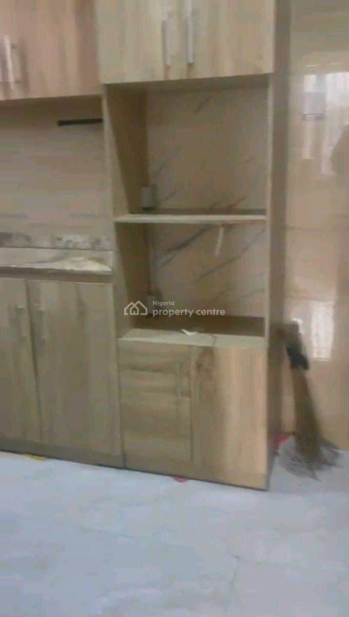 Relatively New Portable 3  Bedroom Duplex, Atunrase Estate, Gbagada, Lagos, Detached Duplex for Rent