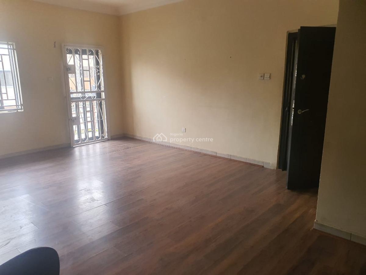 Beautiful Spacious Tenanted 3 Bedrooms Flat, Femi Okunnu Estate 3 Jakande Bustop Shoprite Road, Lekki, Lagos, Flat / Apartment for Sale