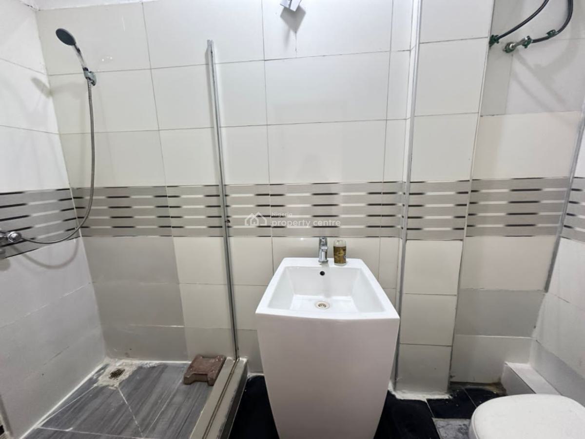 Serviced 2 Bedroom Flat, Lekki Right, Lekki, Lagos, Flat / Apartment for Rent