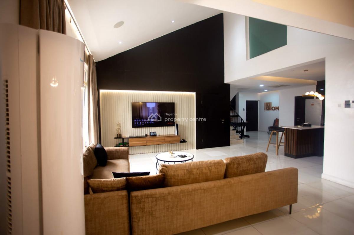 Premium 2 Bedroom Penthouse with Private Cinema, Ps5 and Soccer Table, Cadogan Estate, Osapa, Lekki, Lagos, Flat / Apartment Short Let