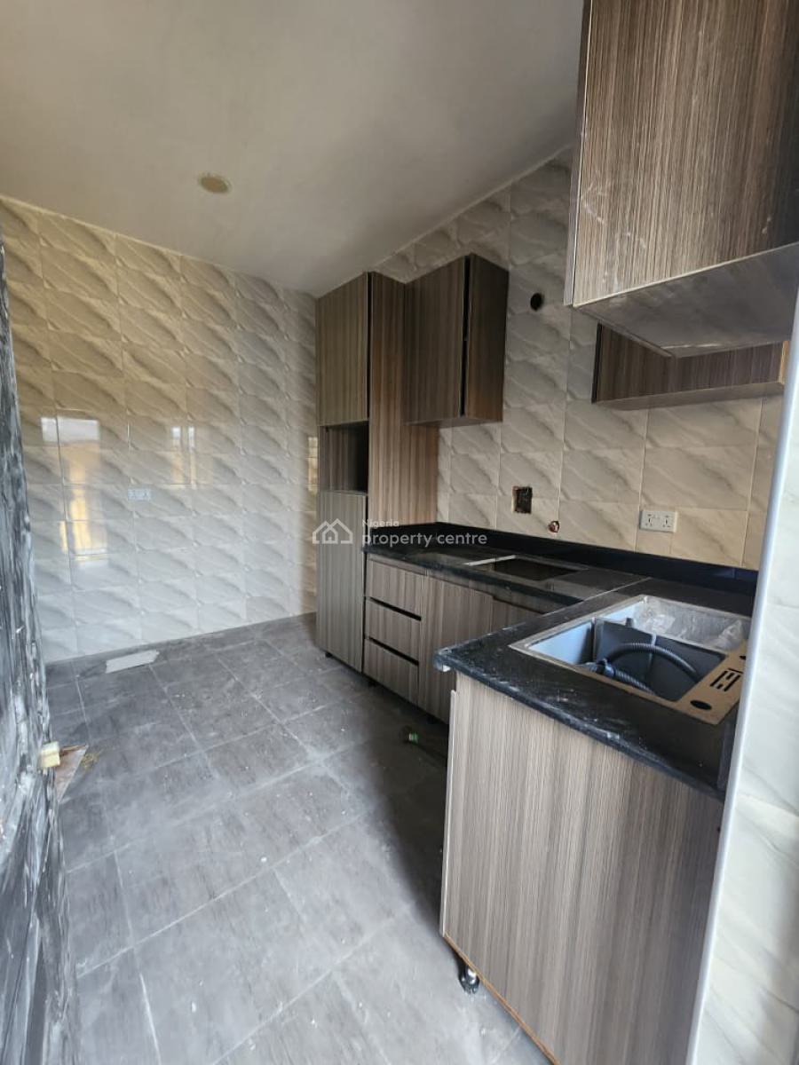 Tastefully Renovated Lovely Newly Renovated 3 Bedroom Flats, Off Ogunlana Drive, Surulere, Lagos, Flat / Apartment for Rent