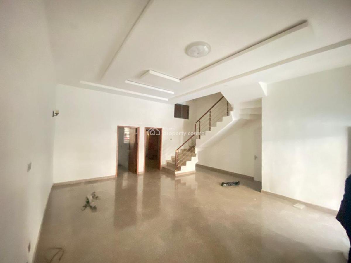 Maintained 4 Bedrooms Duplex, Ikota, Lekki, Lagos, Terraced Duplex for Rent