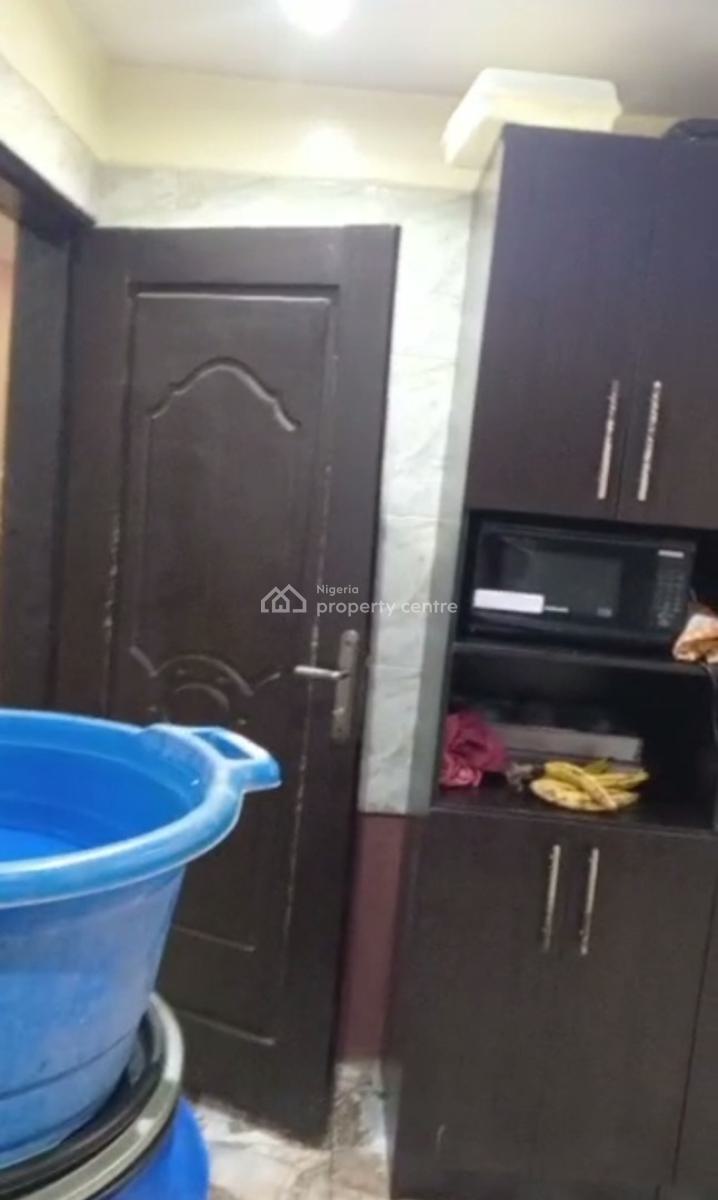 Fully Furnished 3 Bedroom Flat, Herbert Macaulay, Adekunle, Yaba, Lagos, Flat / Apartment for Rent