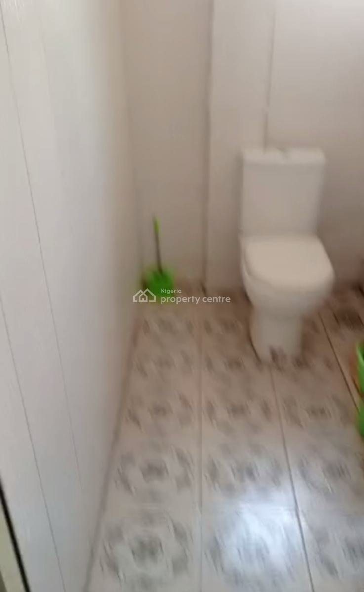 Fully Furnished 3 Bedroom Flat, Herbert Macaulay, Adekunle, Yaba, Lagos, Flat / Apartment for Rent