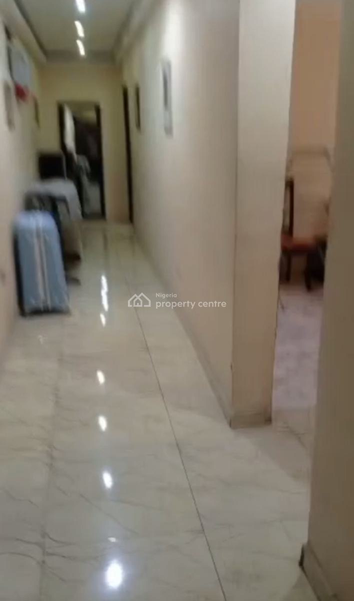 Fully Furnished 3 Bedroom Flat, Herbert Macaulay, Adekunle, Yaba, Lagos, Flat / Apartment for Rent