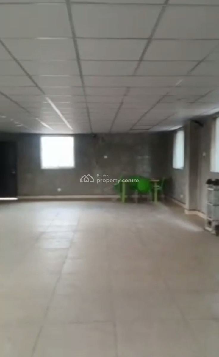 a Massive Open Space, Long Fadeyi Onipanu Ikorodu Rd Express, Onipanu, Shomolu, Lagos, Commercial Property for Rent