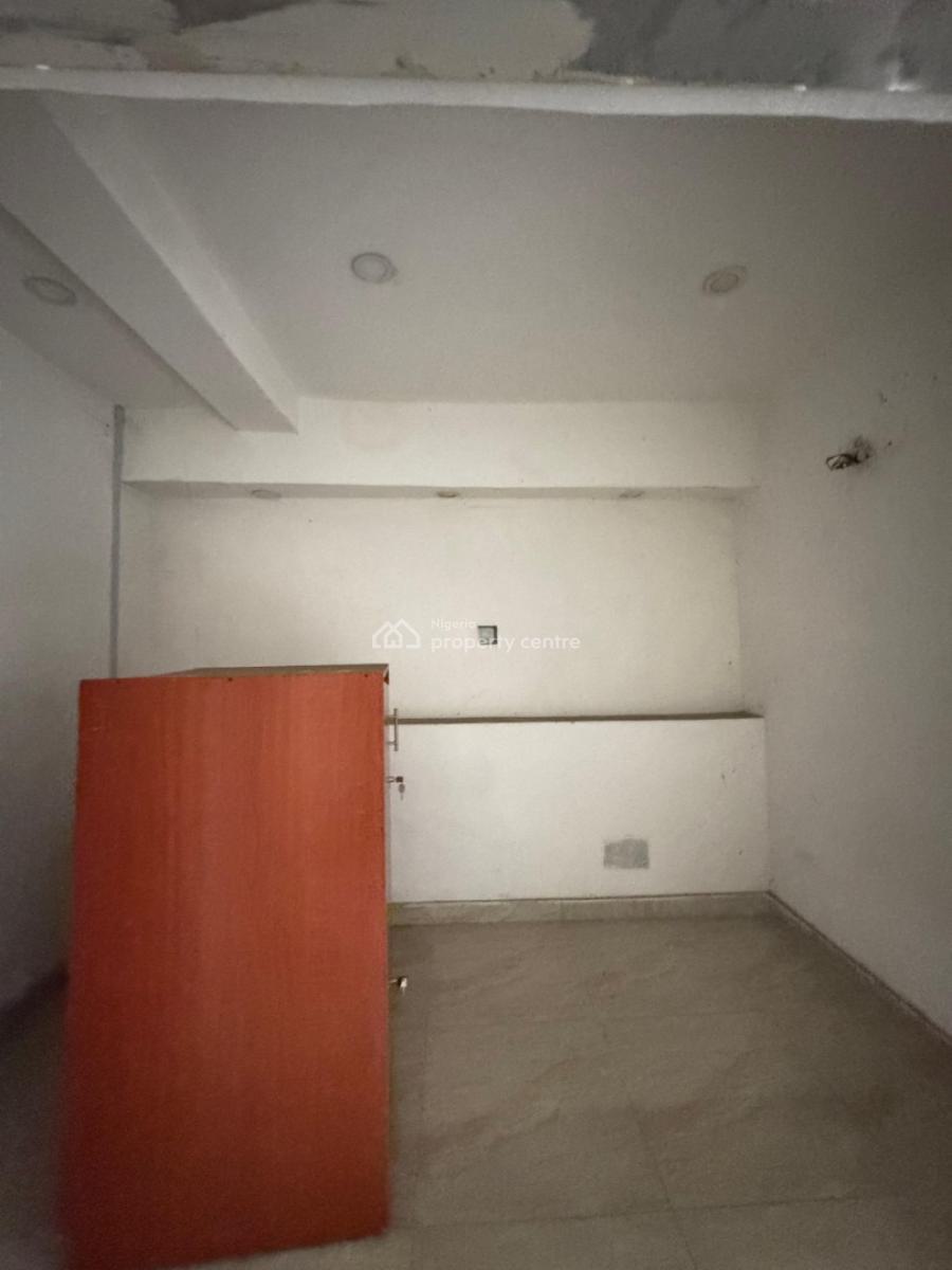 Very Solid 4 Bedrooms Terraced Duplex in a Private Estate., Off Adeniran Ogunsanya, Surulere, Lagos, Terraced Duplex for Sale