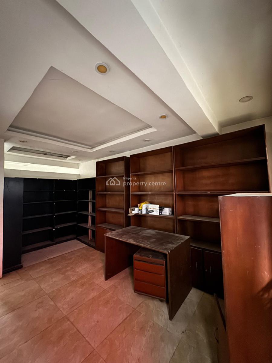 Very Solid 4 Bedrooms Terraced Duplex in a Private Estate., Off Adeniran Ogunsanya, Surulere, Lagos, Terraced Duplex for Sale