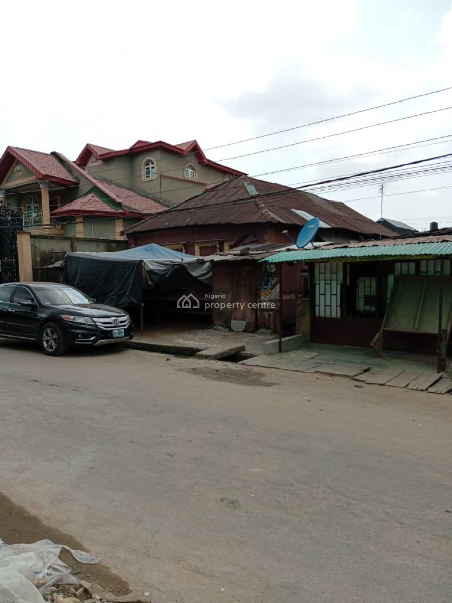 a Demolishable Bungalow on a Full Plot, Alagomeji, Yaba, Lagos, Mixed-use Land for Sale