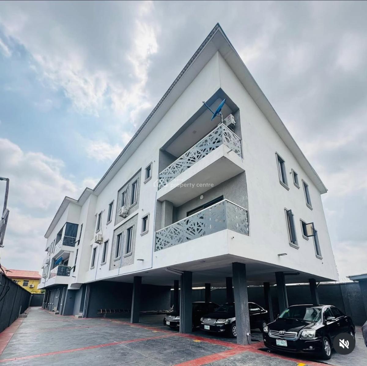 Nice 2 Bedroom Apartment, Maryland, Ikeja, Lagos, Flat / Apartment for Sale