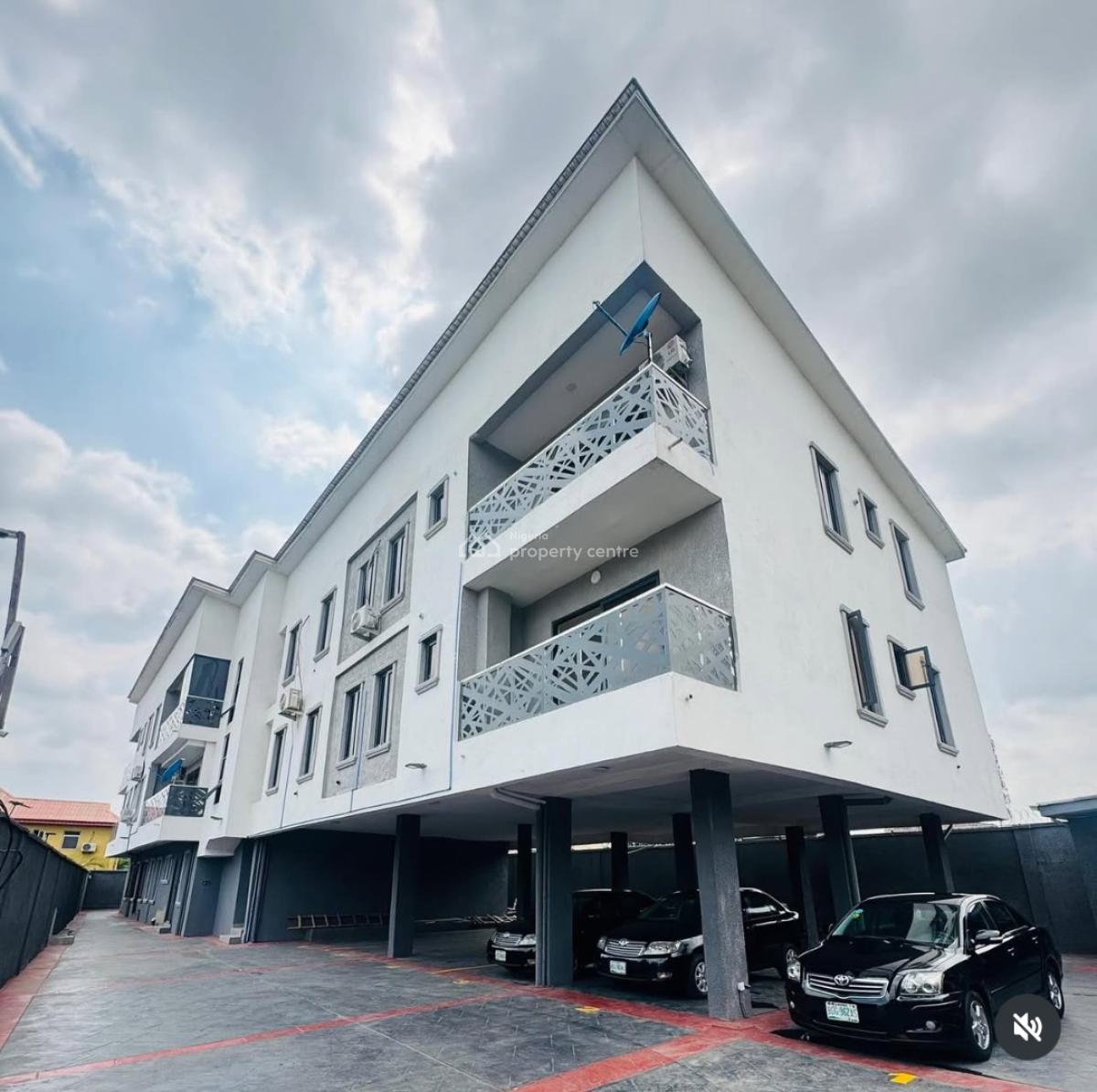 Nice 2 Bedroom Apartment, Maryland, Ikeja, Lagos, Flat / Apartment for Sale