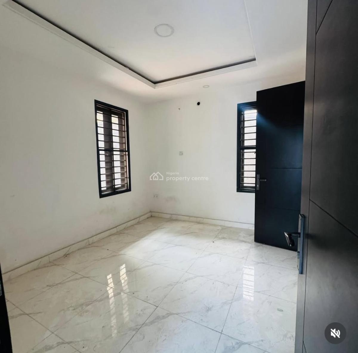 Nice 2 Bedroom Apartment, Maryland, Ikeja, Lagos, Flat / Apartment for Sale