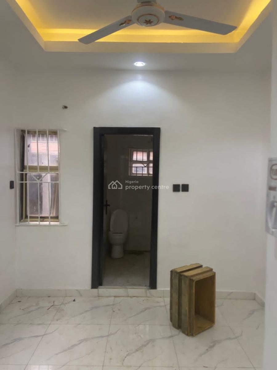 3 Bedroom Apartment, Gra Phase 1, Magodo, Lagos, Flat / Apartment for Rent