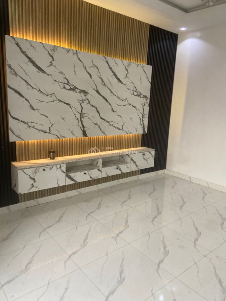 3 Bedroom Apartment, Gra Phase 1, Magodo, Lagos, Flat / Apartment for Rent