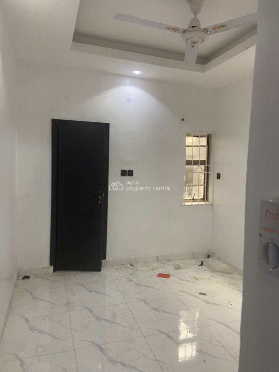 3 Bedroom Apartment, Gra Phase 1, Magodo, Lagos, Flat / Apartment for Rent