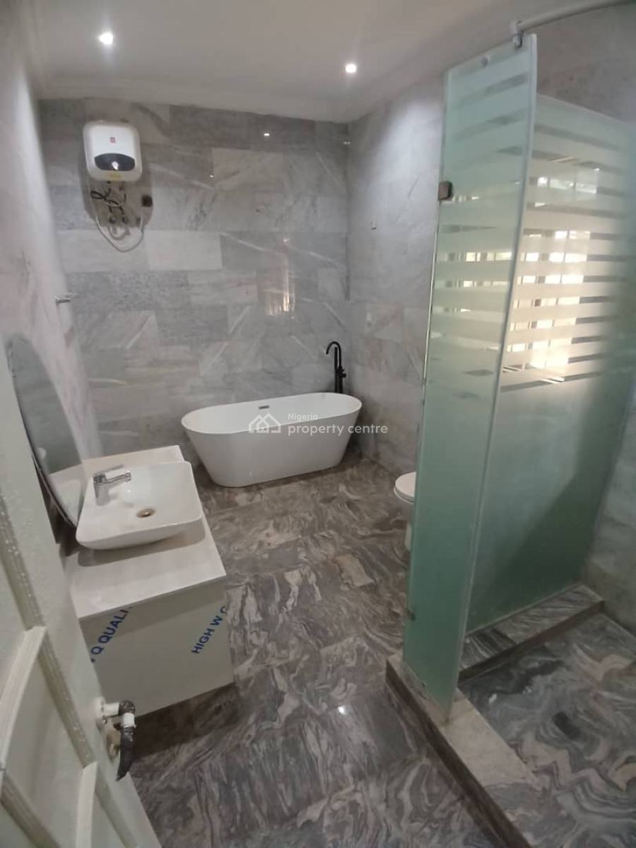 Exquisitely Renovated 5 Bedroom with a Penthouse Plus 2 Rooms Bqs Plus, Asokoro District, Abuja, Detached Bungalow for Rent