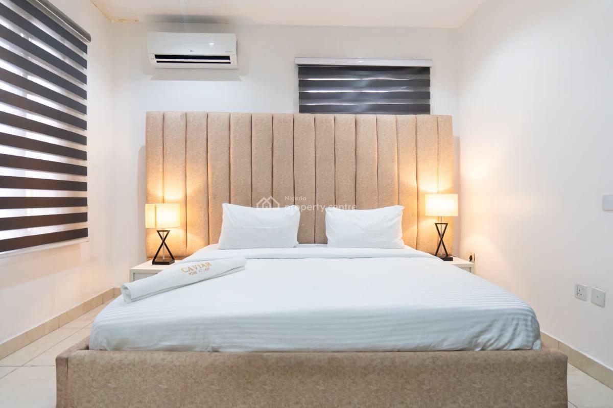 Stylishly 3 Bedroom with Exquisite Facilities Available for December Stay, Lekki Phase 1, Lekki, Lagos, Flat / Apartment Short Let