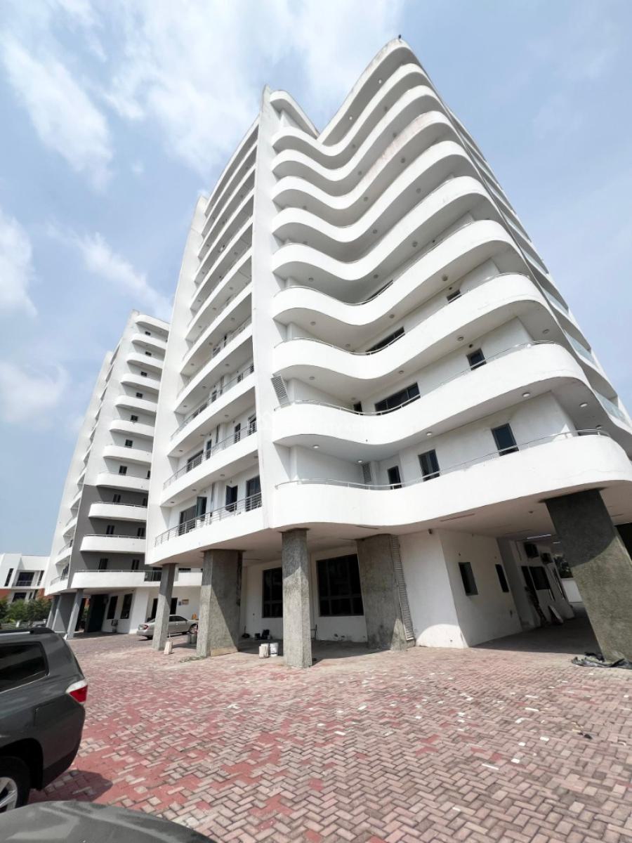 Serviced Three Bedroom Apartment with Bq, Lekki Phase 1, Lekki, Lagos, Block of Flats for Sale