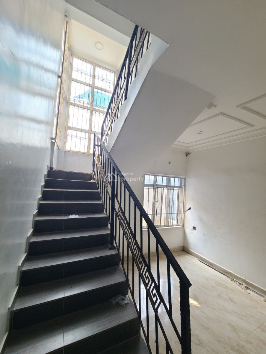 Massive & Spacious 5 Bedroom Semi Detached Duplex with 1bq, Ilasan, Lekki, Lagos, Semi-detached Duplex for Rent