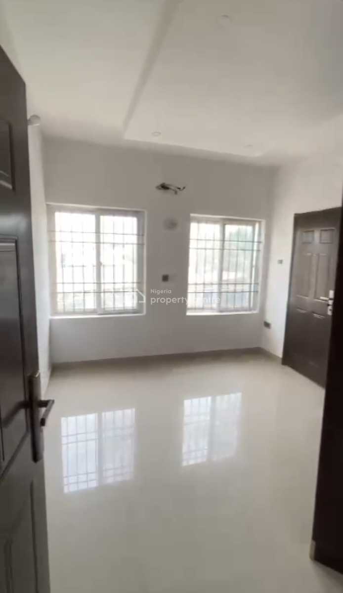 Standard 3 Bedroom Apartment, Ogombo Rd, Abraham Adesanya, Lekki Phase 2, Lekki, Lagos, Flat / Apartment for Rent