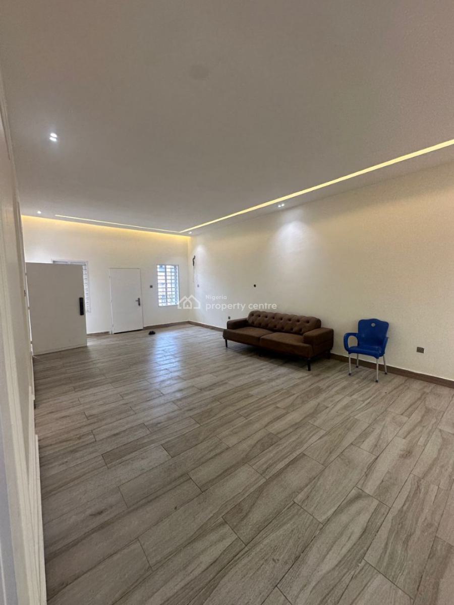 Newly Renovated & Well-maintained 3-bedroom Apartment with Bq, Ikoyi, Lagos, Flat / Apartment for Rent